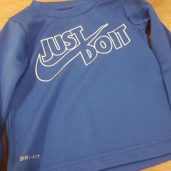 Nike Dri Fit Top 1-2 years - Picture 2 of 5